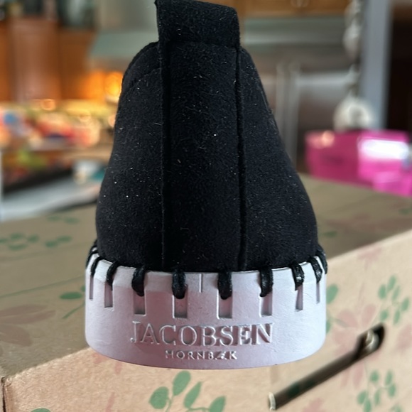 Isle Jacobsen Men’s Shoes - Picture 3 of 4